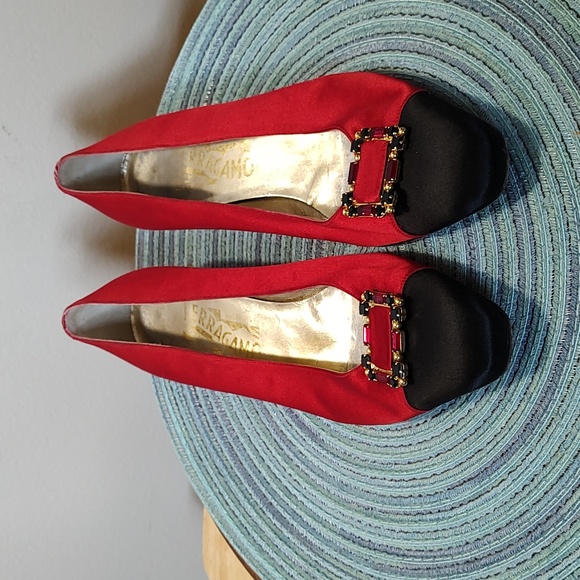 Salvatore Ferragamo Shoes - Salvatore Ferragamo Red Satin Adorned Size 8B 1 inch Heel.